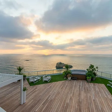 Luxury Flat Uhaina - Terrace And Wonderful Seaview Apartman Biarritz