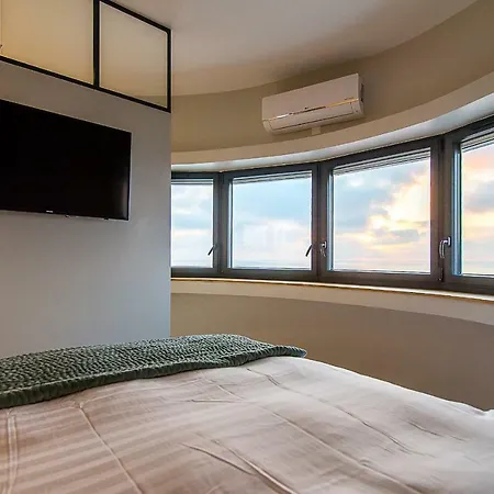 Apartman Luxury Flat Uhaina - Terrace And Wonderful Seaview
